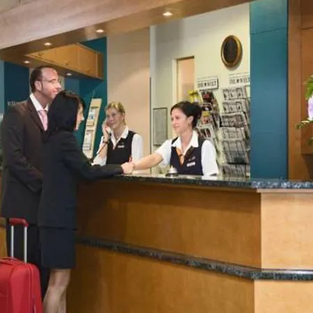 Otel Dorint 4*